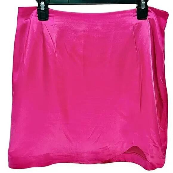 GB Gianni Bini‎ Satin Split Hem Mini Skirt Barbie Hot Pink Womens Size Small NWT - Picture 2 of 6